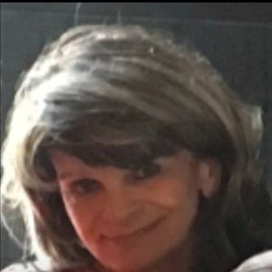 Meet your Posher, Connie